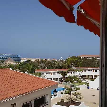Playa Las Vistas * أرونا